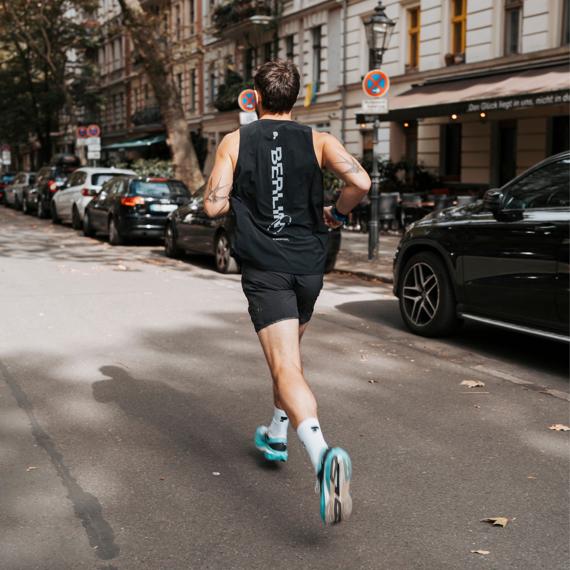 Berlin Marathon Race Singlet - Black