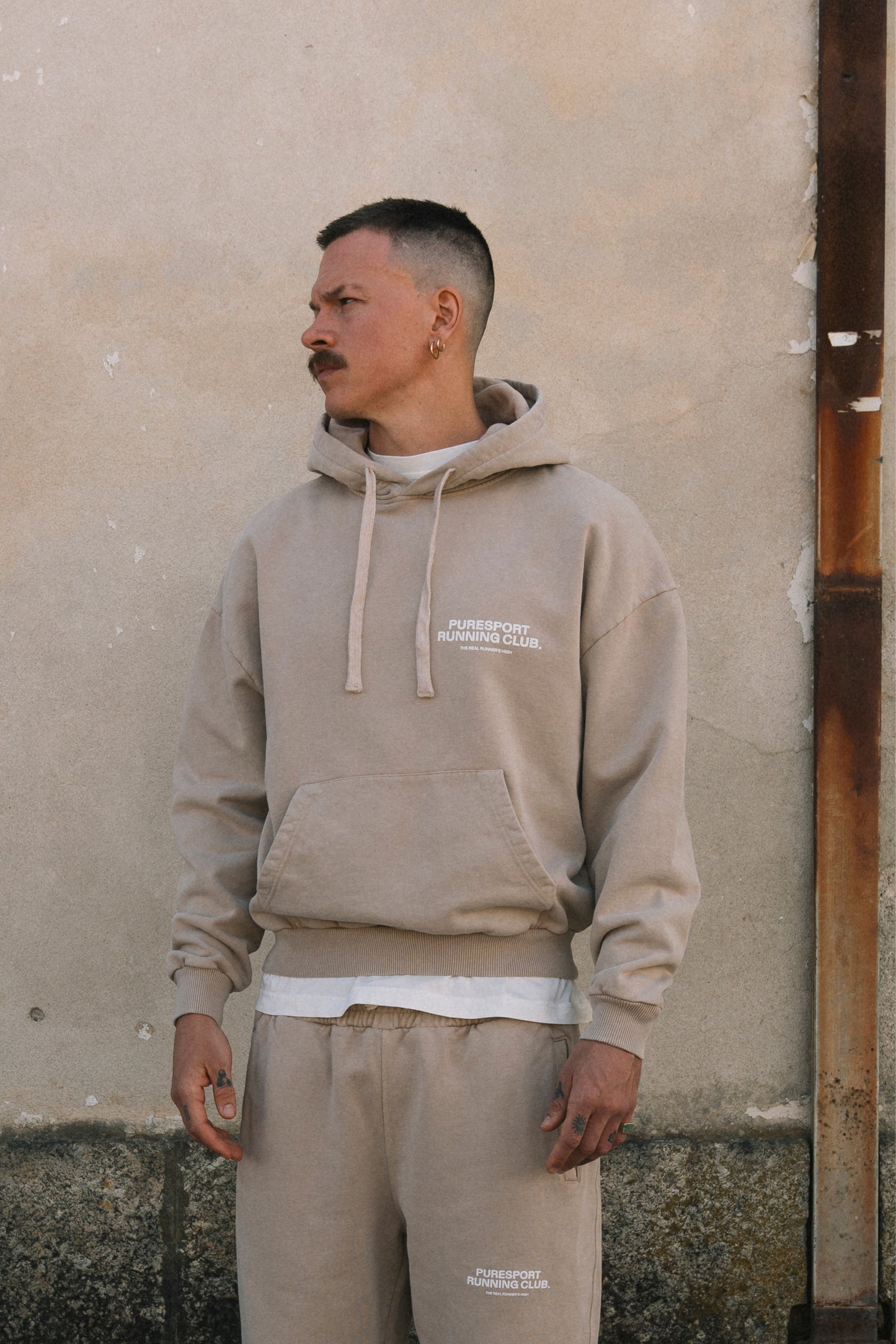 Running Club Hoodie -  Overdyed Sand