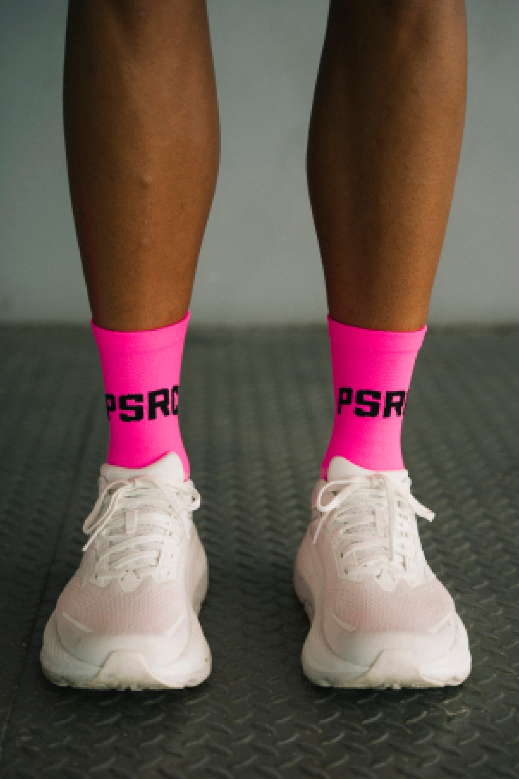 Running Socks Neon Pink S/M (Subscription)